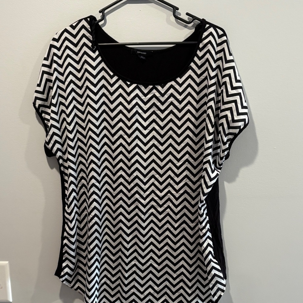 Stylish Black and White Chevron Blouse